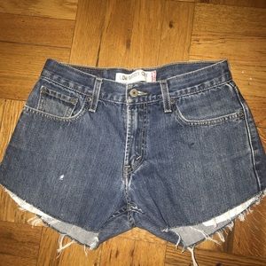 vintage levi’s jean shorts